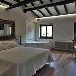 La De La Xana *