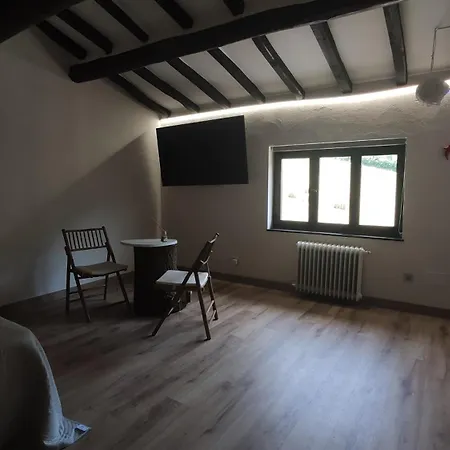 La De La Xana Llanuces