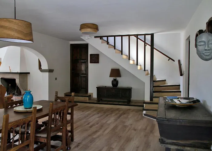 La De La Xana Llanuces