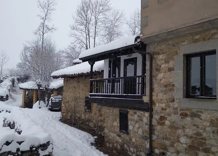 La De La Xana Casa rural Llanuces